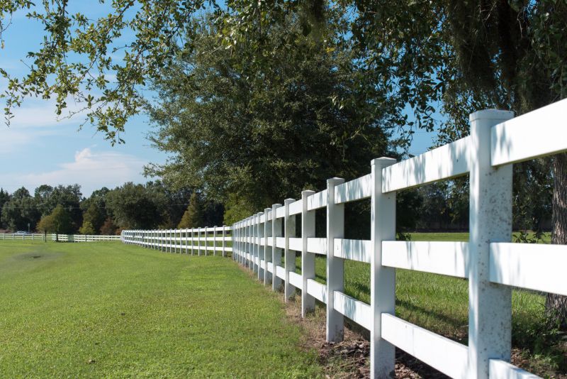 White Pvc Fence Installation in St Louis, MO